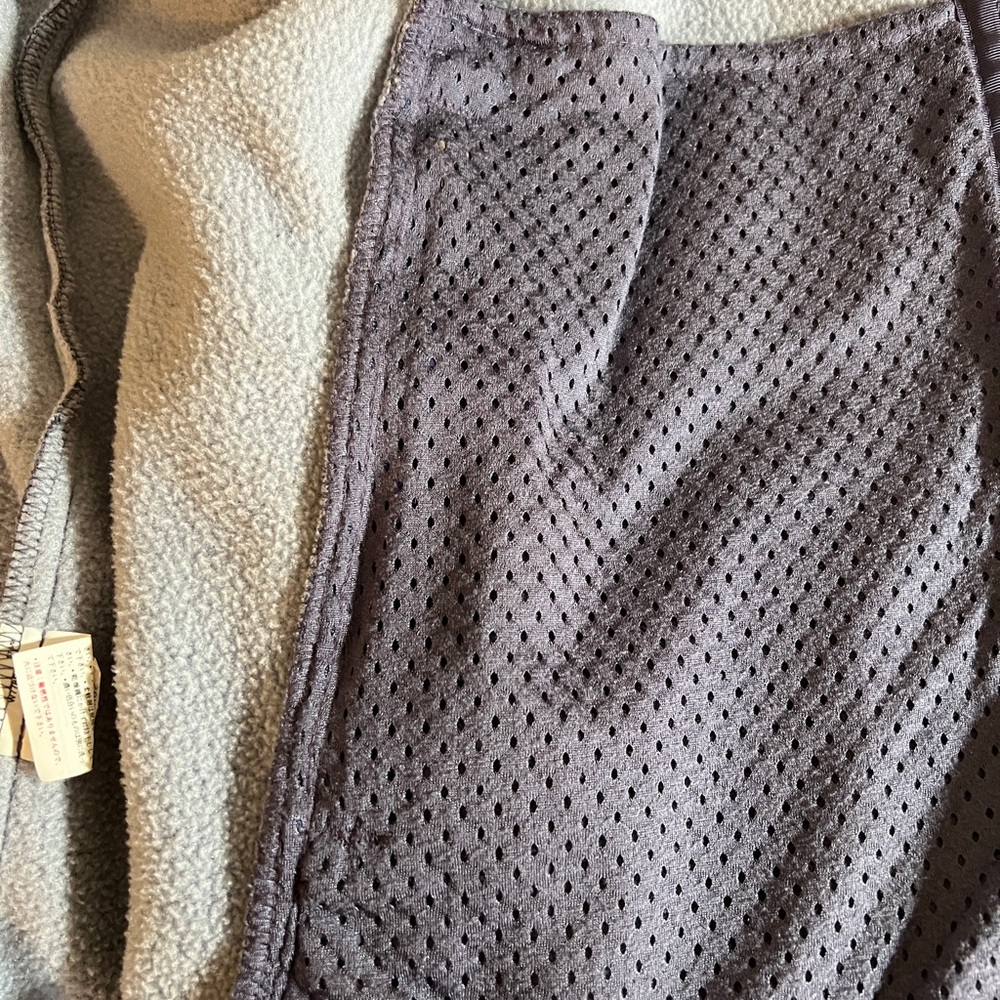 Patagonia Synchilla Women’s Fleece Jacket Full Zip Gray w/ Lavender Accents SZ M - Picture 3 of 8